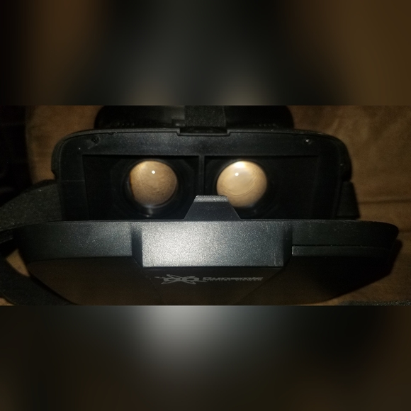 VR for Smartphones (Reserved) - Picture 2 of 8